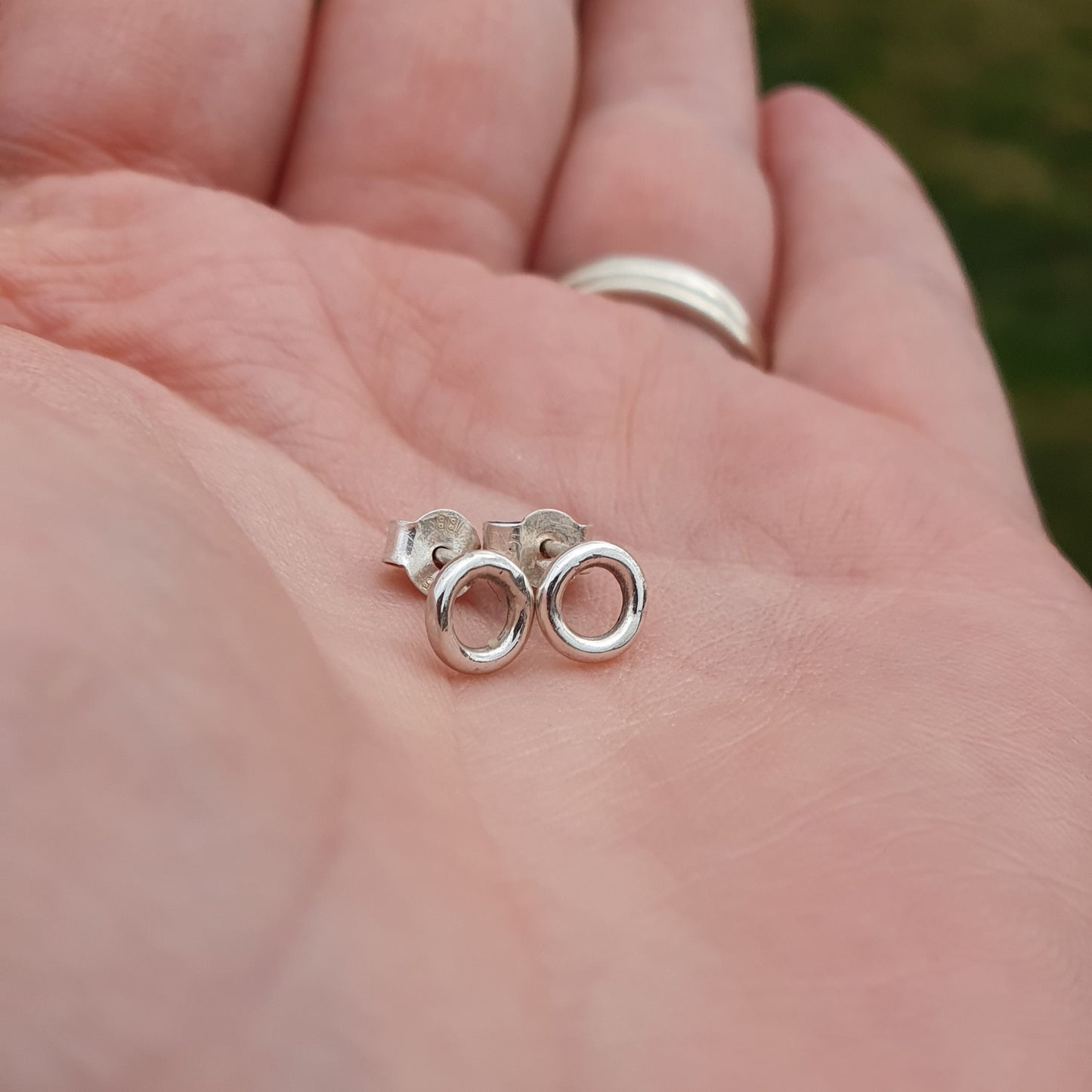 Dainty circle earrings